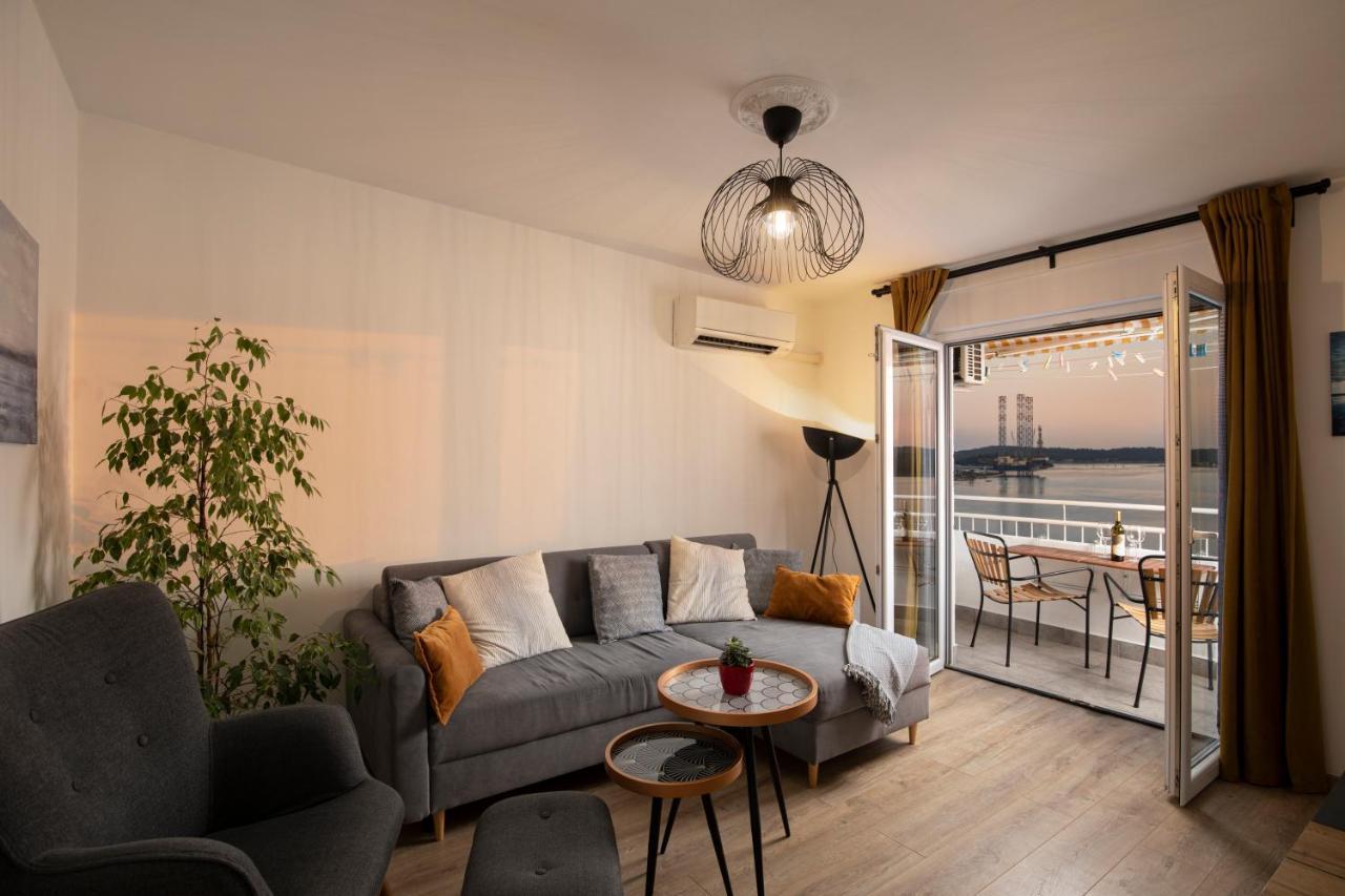 Top Floor Sunset Apartment Pula Exterior photo