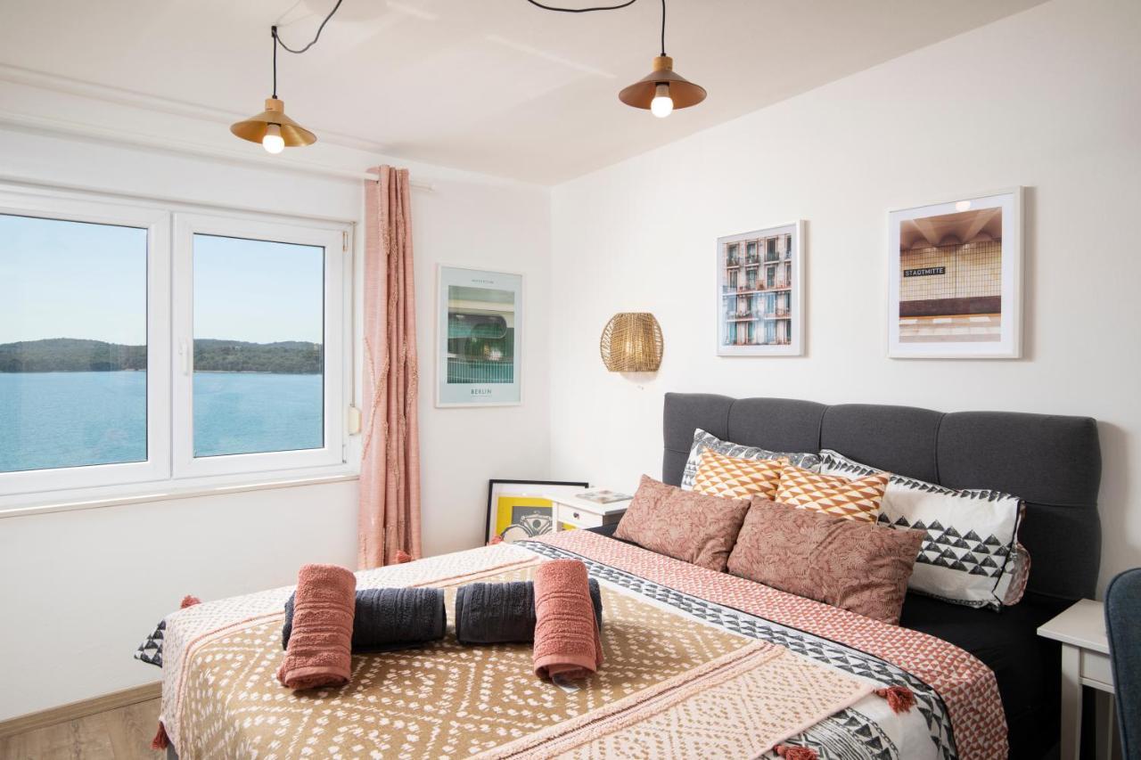 Top Floor Sunset Apartment Pula Exterior photo