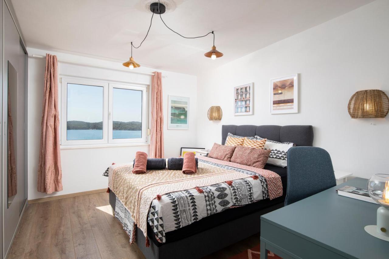 Top Floor Sunset Apartment Pula Exterior photo
